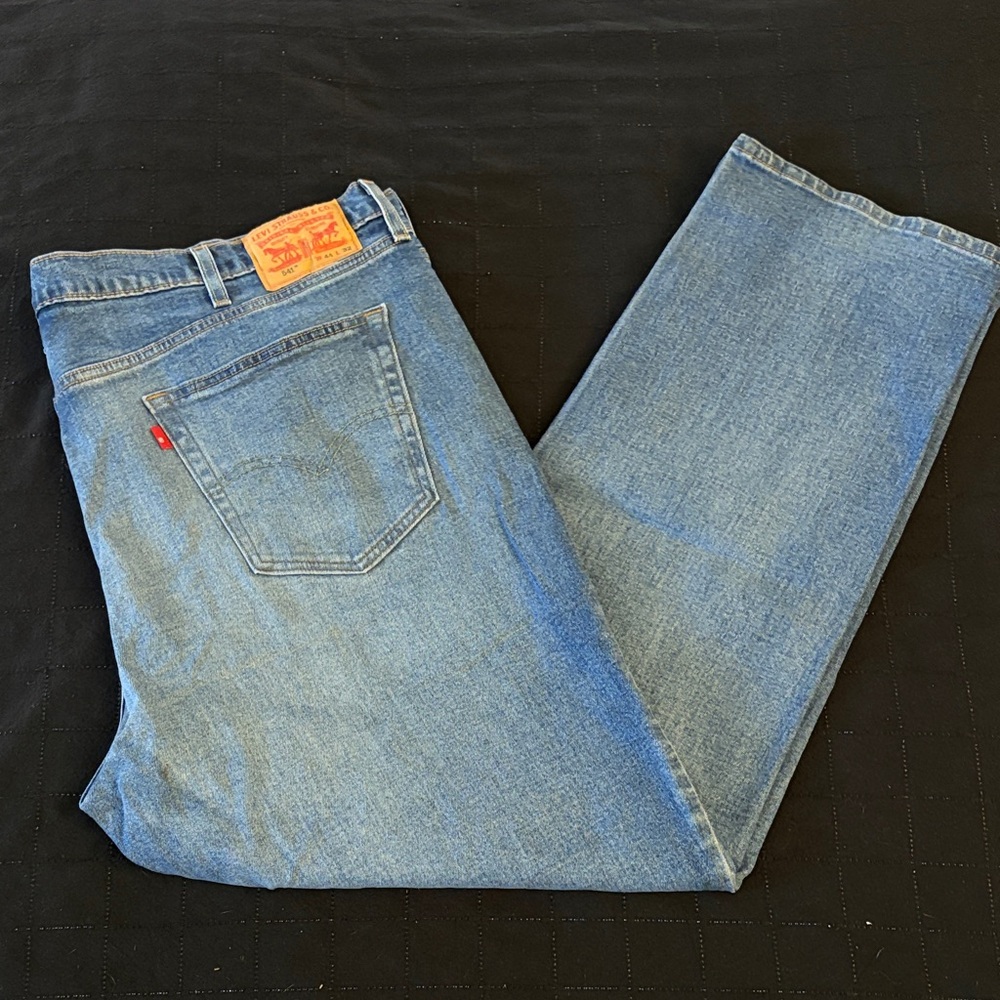 Levi's Men's 541 Straight Jeans - medium wash - Picture 3 of 5